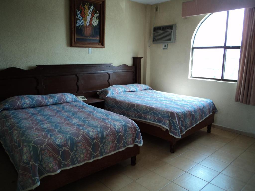 Hotel Mario'S Inn Ramos Arizpe Zewnętrze zdjęcie